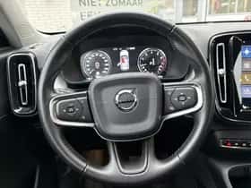 Volvo XC40 (2019) thumbnail 10