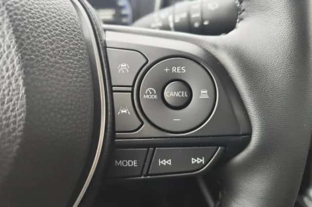 Toyota Corolla (2023) thumbnail 12