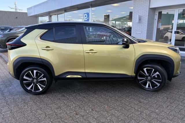 Toyota Yaris Cross (2022) thumbnail 5