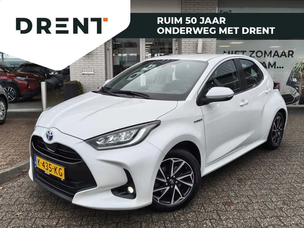 Toyota Yaris (2021) — foto 1