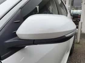 Toyota Yaris (2021) thumbnail 32
