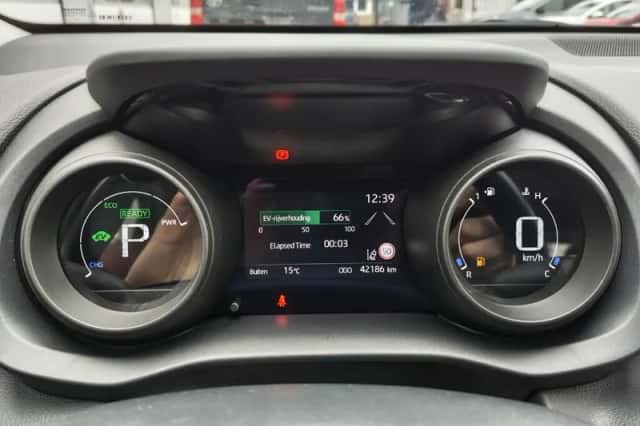 Toyota Yaris (2021) thumbnail 9