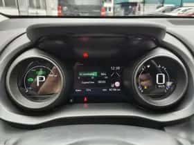 Toyota Yaris (2021) thumbnail 9