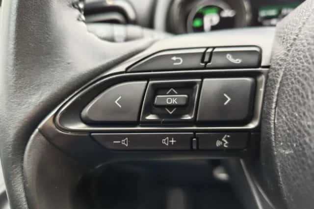 Toyota Yaris (2020) thumbnail 13