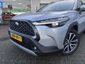 Toyota Corolla (2025) thumbnail 2