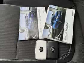 Renault Mégane (2022) thumbnail 43
