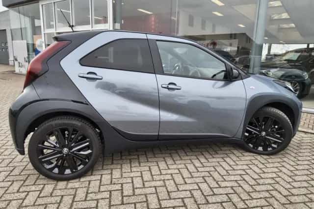 Toyota Aygo (2024) thumbnail 5