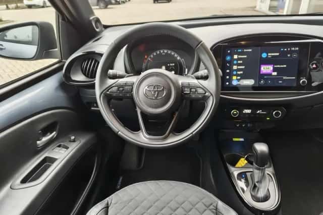 Toyota Aygo (2024) thumbnail 8