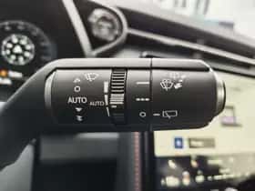 Lexus LBX (2025) thumbnail 12