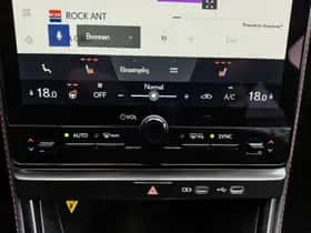 Lexus LBX (2025) thumbnail 18