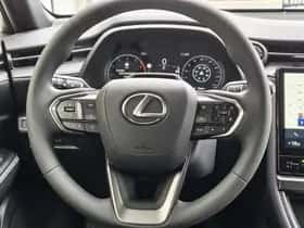 Lexus LBX (2025) thumbnail 9