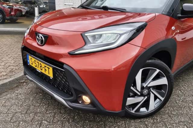Toyota Aygo (2023) thumbnail 2
