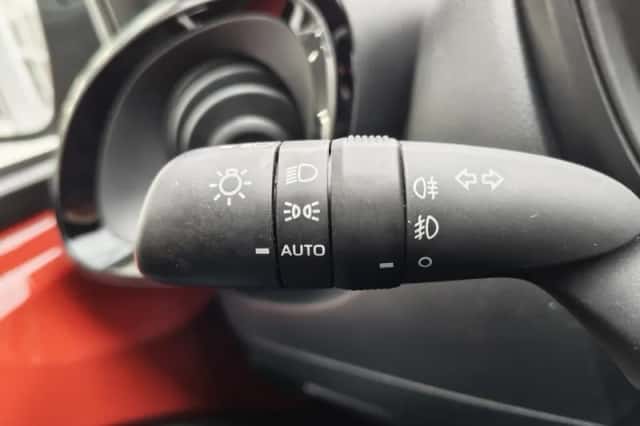 Toyota Aygo (2023) thumbnail 13