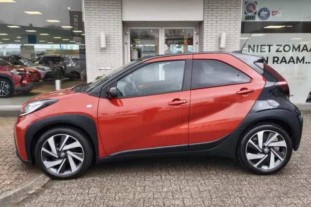 Toyota Aygo (2023) thumbnail 3
