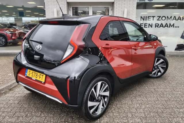 Toyota Aygo (2023) thumbnail 4