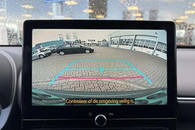 Toyota Yaris Cross (2026) thumbnail 18