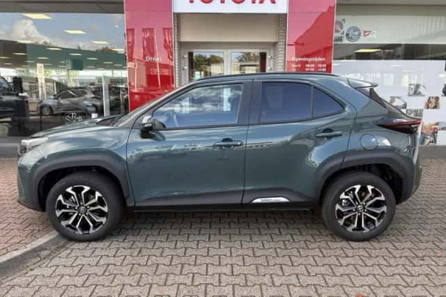 Toyota Yaris Cross (2026) thumbnail 3