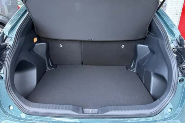 Toyota Yaris Cross (2026) thumbnail 33