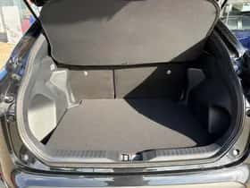 Toyota Yaris Cross (2026) thumbnail 33