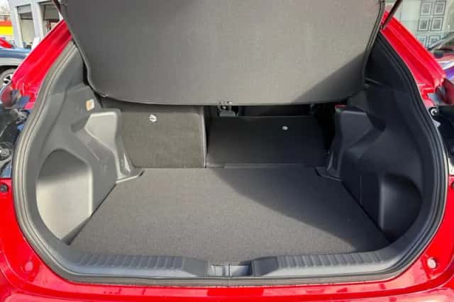 Toyota Yaris Cross (2026) thumbnail 35