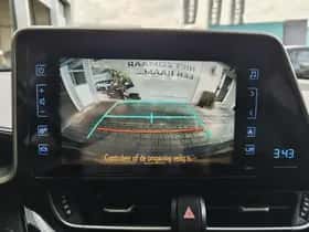 Toyota C-HR (2019) thumbnail 19