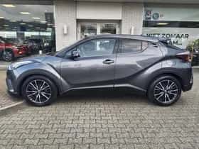 Toyota C-HR (2019) thumbnail 3