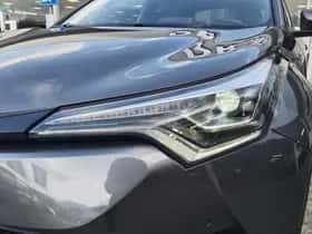 Toyota C-HR (2019) thumbnail 35