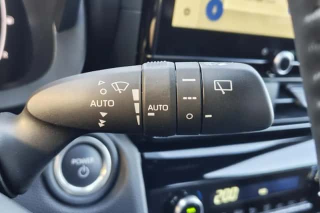 Toyota Yaris Cross (2026) thumbnail 11