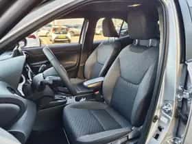 Toyota Yaris Cross (2026) thumbnail 26