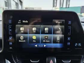 Toyota C-HR (2020) thumbnail 16