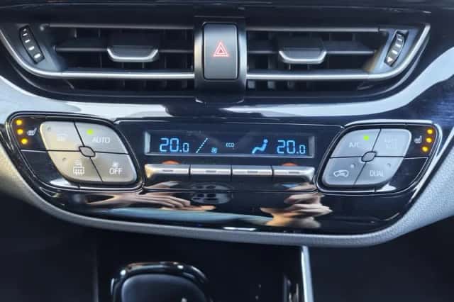 Toyota C-HR (2020) thumbnail 20