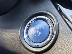 Toyota C-HR (2020) thumbnail 26