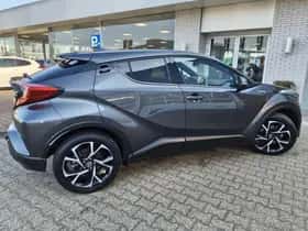 Toyota C-HR (2020) thumbnail 5