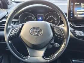 Toyota C-HR (2020) thumbnail 10