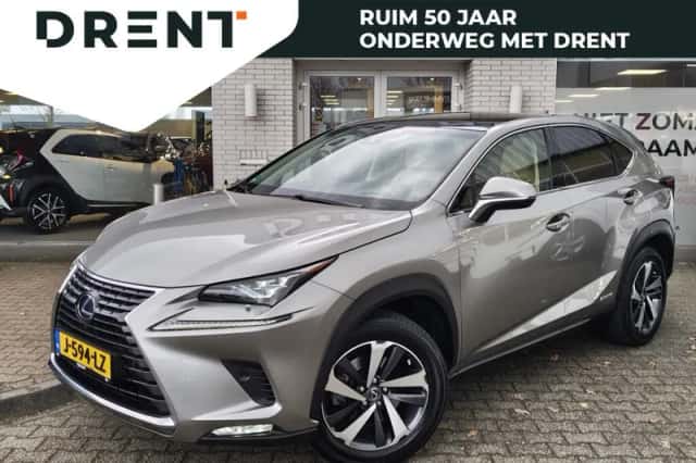 Lexus NX (2018) thumbnail 1