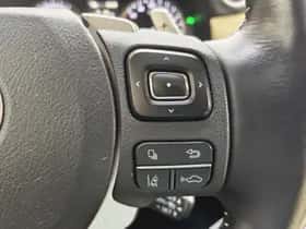 Lexus NX (2018) thumbnail 15