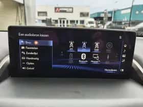 Lexus NX (2018) thumbnail 17