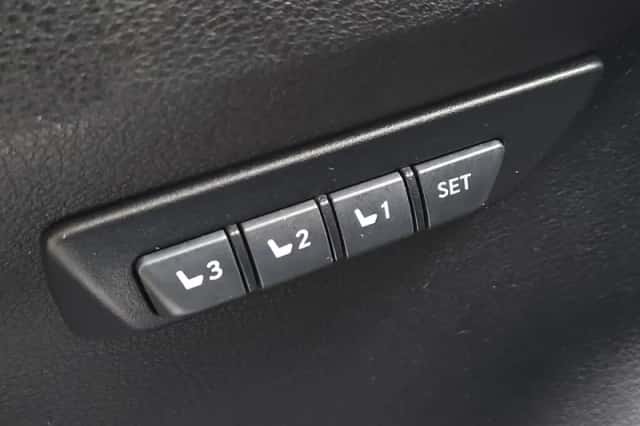 Lexus NX (2018) thumbnail 29