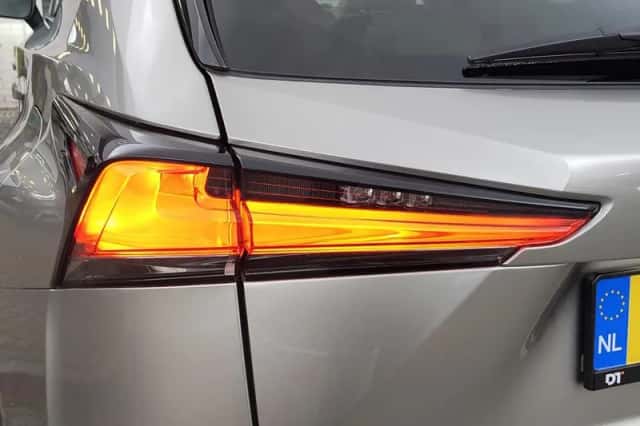 Lexus NX (2018) thumbnail 47