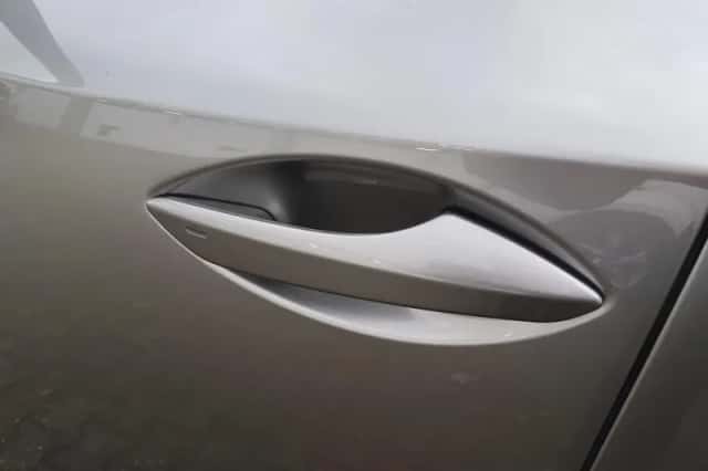 Lexus NX (2018) thumbnail 50
