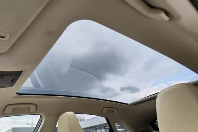 Lexus NX (2018) thumbnail 8
