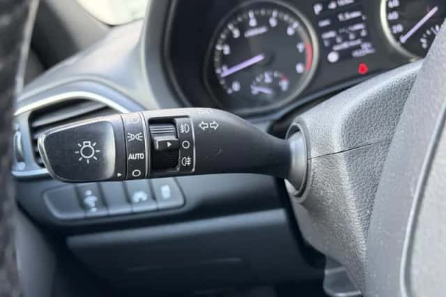 Hyundai i30 (2018) thumbnail 13