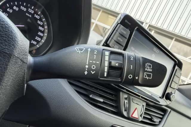 Hyundai i30 (2018) thumbnail 14