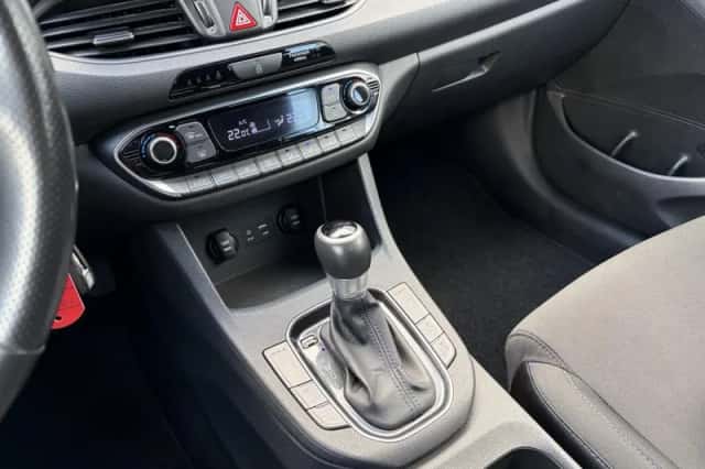 Hyundai i30 (2018) thumbnail 26
