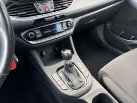 Hyundai i30 (2018) thumbnail 26