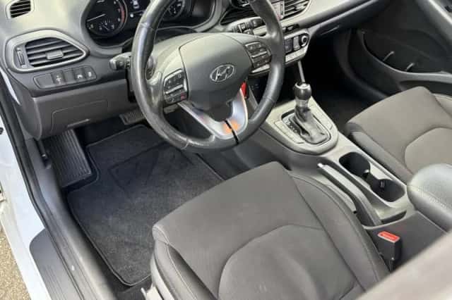 Hyundai i30 (2018) thumbnail 29