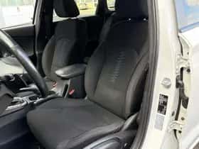Hyundai i30 (2018) thumbnail 30