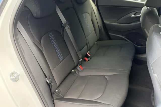 Hyundai i30 (2018) thumbnail 33