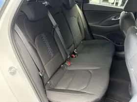 Hyundai i30 (2018) thumbnail 33