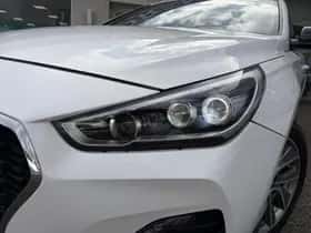 Hyundai i30 (2018) thumbnail 37